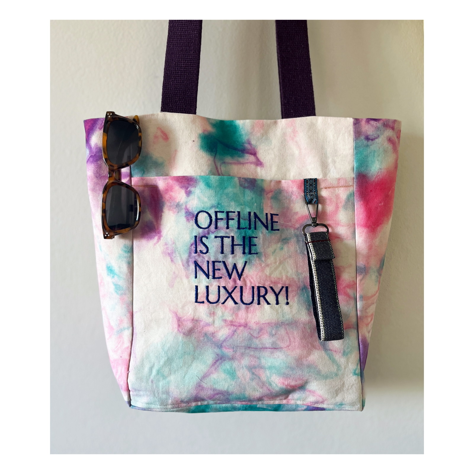 Offline is the new luxury_ bag Nakışlı batik çanta